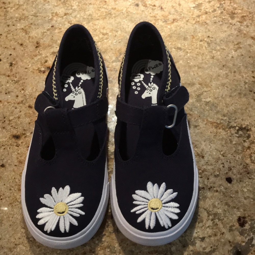 Girls maryjane keds
